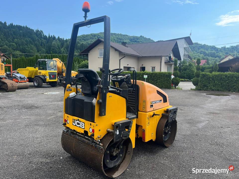 Walec wibracyjny dwubębnowy drogowy JCB Walce Maków Podhalański