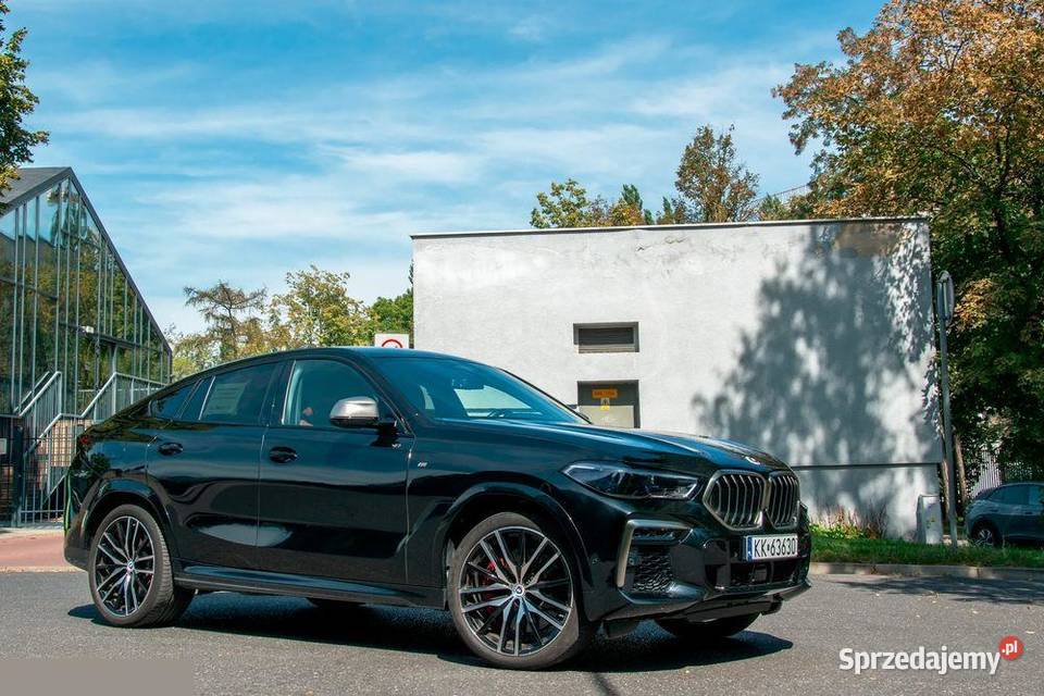 BMW X6 M50i 44 benzyna 530 4X4 2022r