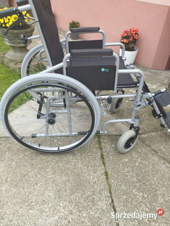 Wózek inwalidzki specjalny stabilizujący plecy i Wieprz