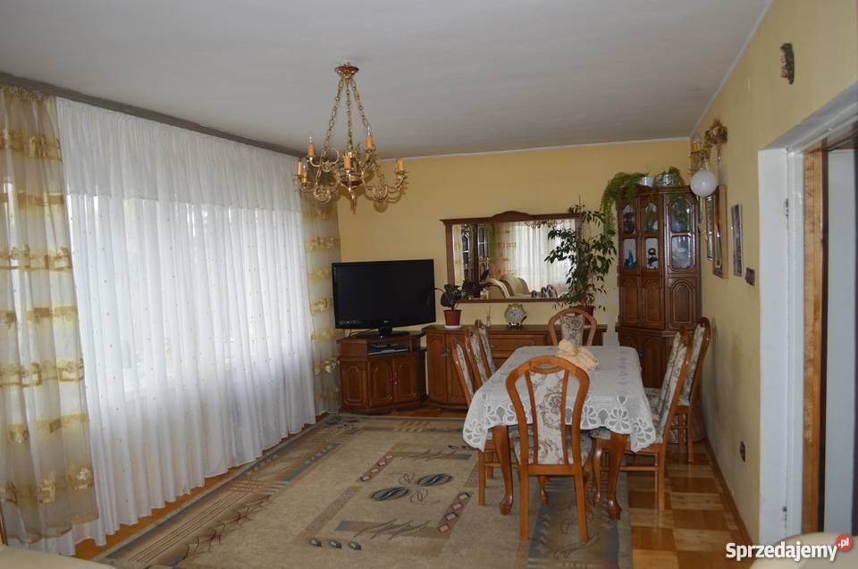 dom w Ciechanowie na osiedlu zachód piwnica Domy Ciechanów