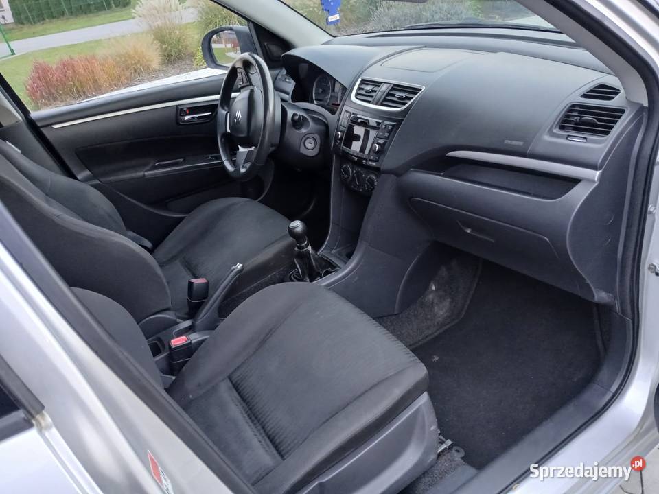 Suzuki Swift 2012 12Gaz 178 Manualna skrzynia