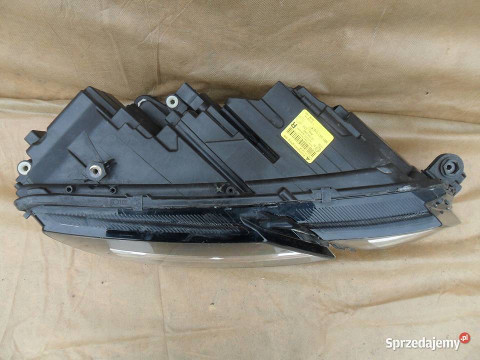 LAMPA PRAWY PRZÓD REFLEKTOR EU 5E1941016F SKODA sprzedam