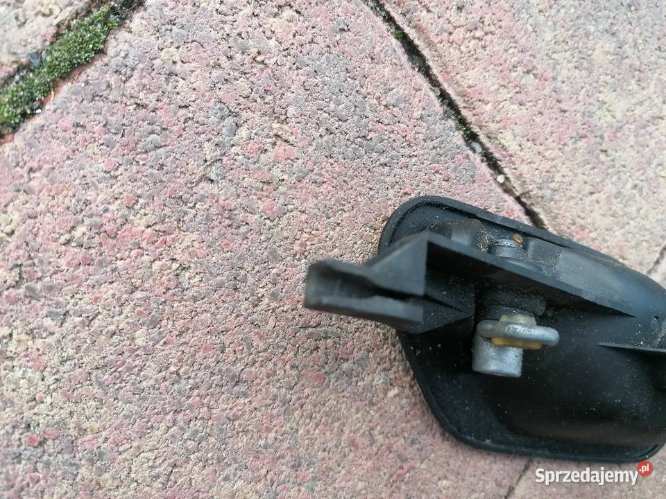 Klamka wewnętrzna drzwi lewa BMW OE 8226049 Skwierzyna