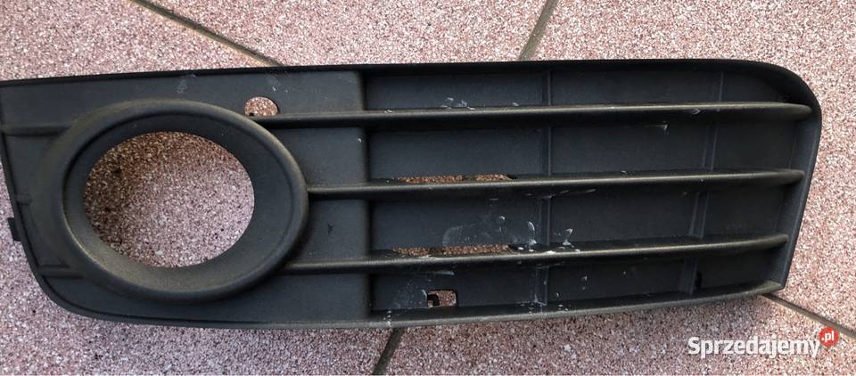 KRATKA LEWA ZDERZAK PRZÓD AUDI A4 B8 NOWA OEM sprzedam