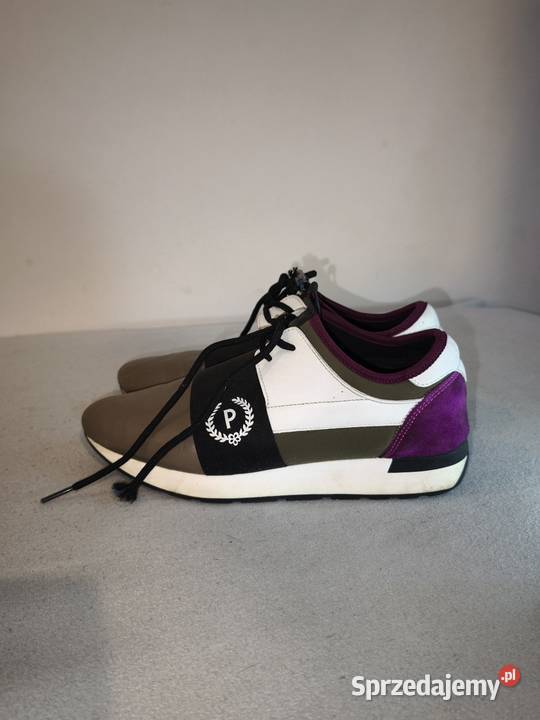 stylowe sneakersy Pollini