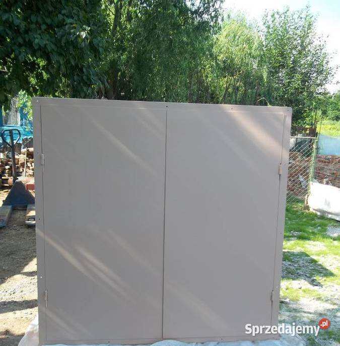 Okiennice metalowe Zabezpieczenia okien drzwi Pichorowice