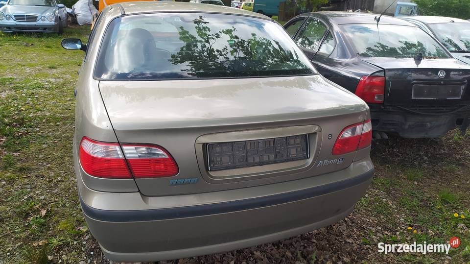 Fiat Albea 12 16V 2003r na części Szklarka Myślniewska