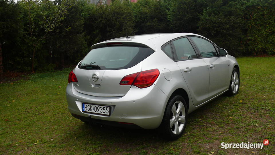 Opel Astra J 2010r16 benzyna sprowadzony