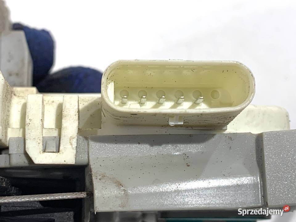 ZAMEK DRZWI PRAWY PRZÓD AUDI A4 B9 Kombi