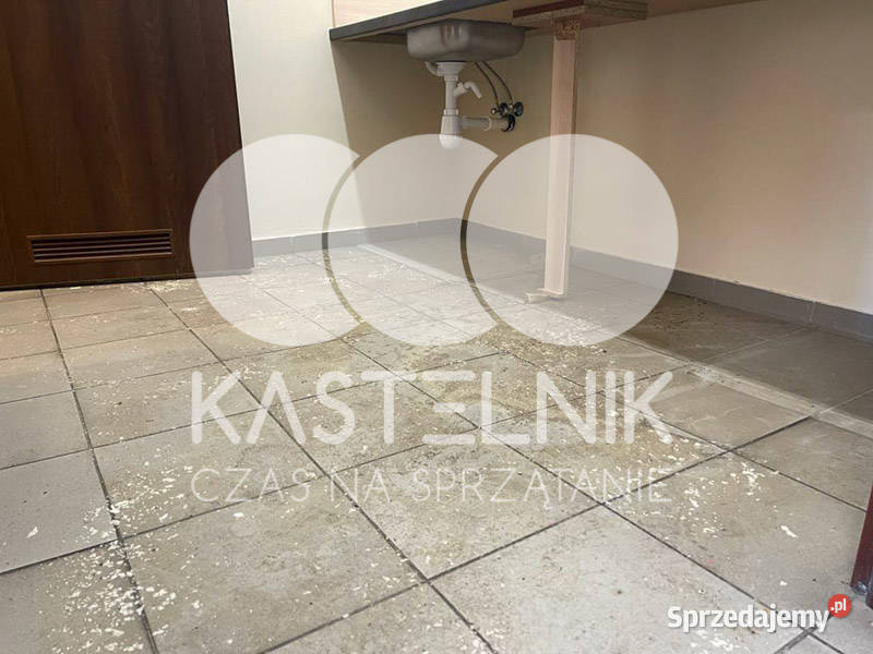 Sprzątanie zalaniach usuwanie szkód Chojnów