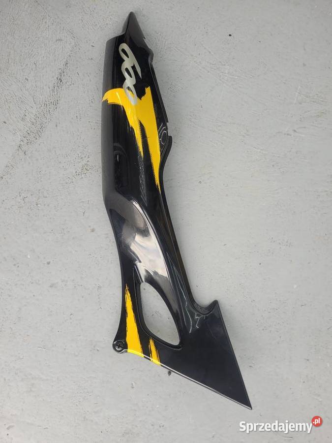 HONDA CBR 600 F 3 PC31 9U OEM OWIEWKA PRAWA Nowy Tomyśl