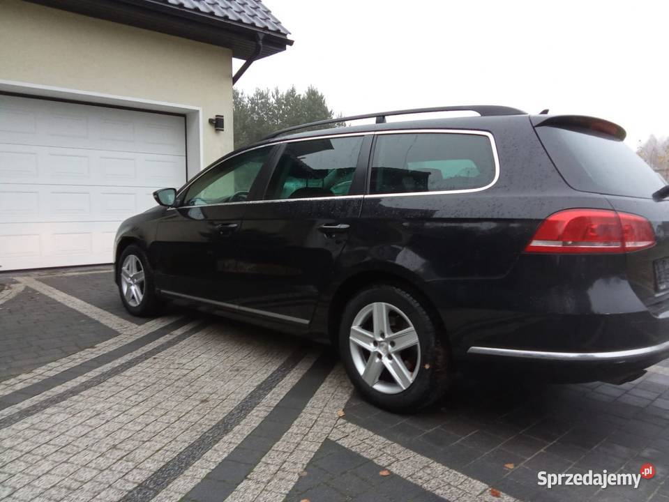 VW PASSAT KOMBI 20TDI140 2013R CZARNY METALIK pomorskie Kościerzyna