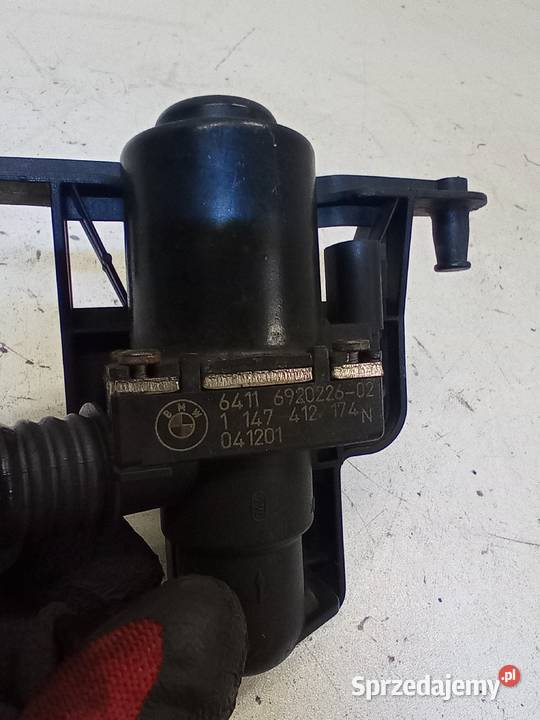 BMW E60 E61 E63 Elektrozawór wody 6920226 osobowe Bydgoszcz sprzedam