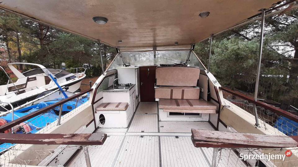 jacht motorowy windy 27 cabin cruiser Serock