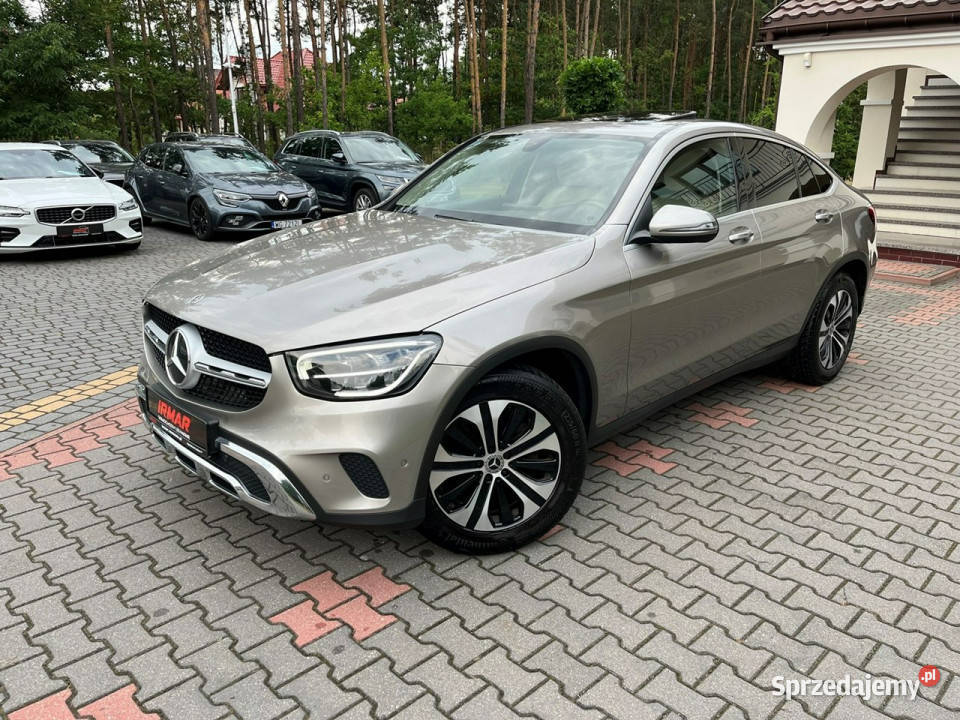 Mercedes GLC 200 Coupe Beżowe skóry Kamera lakier metallic Lipówki