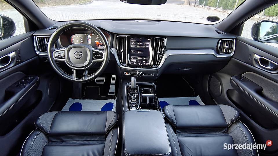 Volvo V60 Volvo V60 T6 Recharge AWD RDesign 2021 Iwanowice Włościańskie