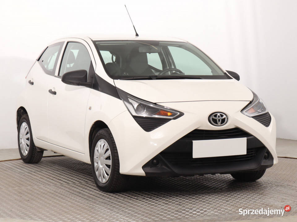Toyota Aygo 10 VVTi isofix śląskie Katowice sprzedam
