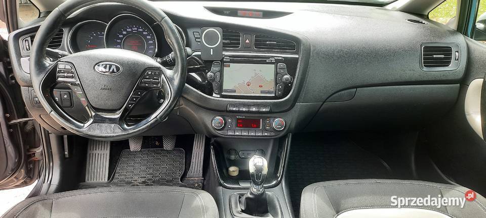 Kia Ceed 16 CRDi 128 Dream Team Edition Navi lakier metallic Jaśkowice sprzedam