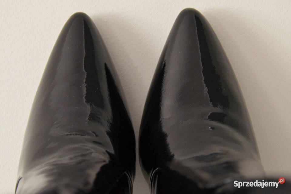 KUSZĄCA SZPILKA lakierowane kozaki Fredericks of 26cm Białystok