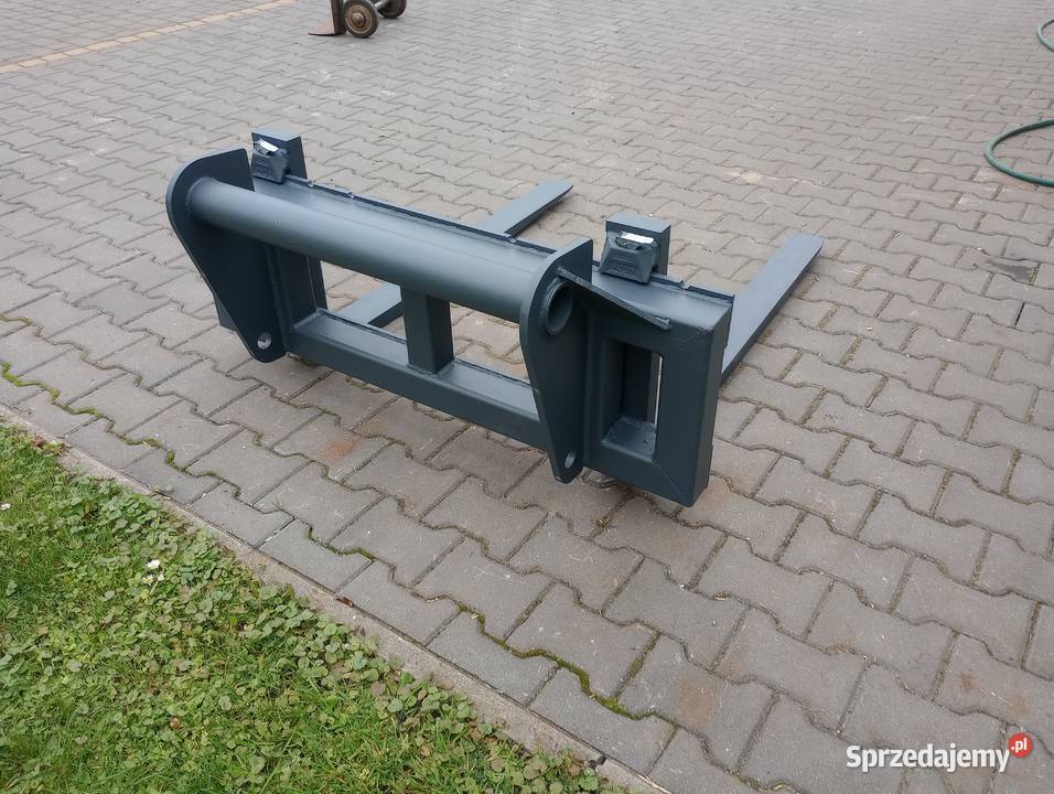 Paleciak ładowarki Manitou Boguty-Pianki