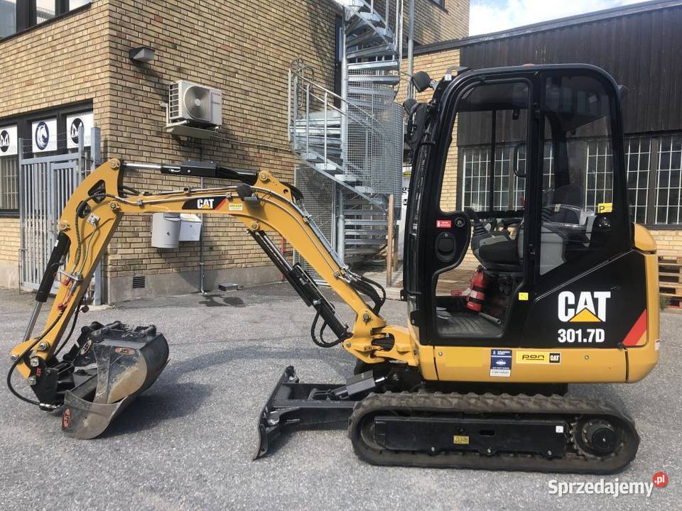 minikoparka 2018 Caterpillar 3017D opolskie