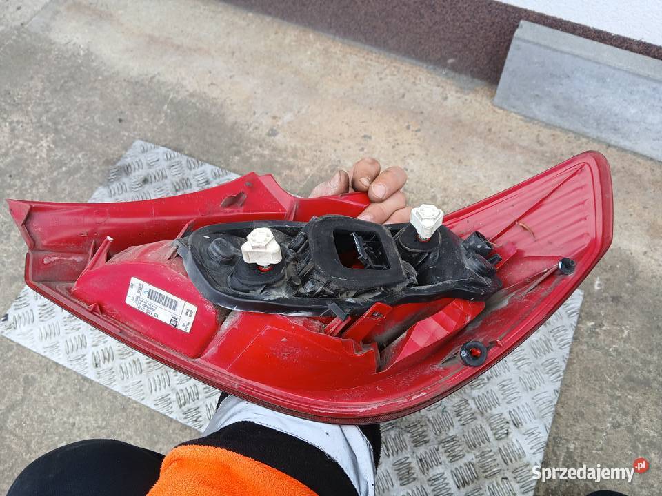 Lampa lewa tylna 13186350 Opel Corsa D 4 EU 3D Radłów