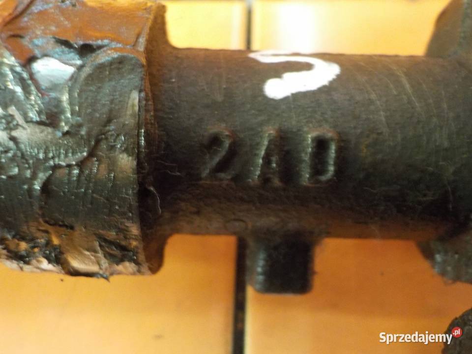 LEXUS IS II RAV4 22 D 07r 177 2ADFHV walek