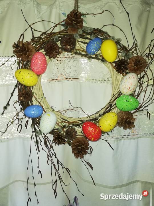 Wianek wiklina jajka pisanki faszyna Wielkanoc Kraków