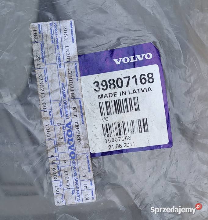 Dywaniki gumowe Volvo S40 V50 20042012 39807168 Mielęcin