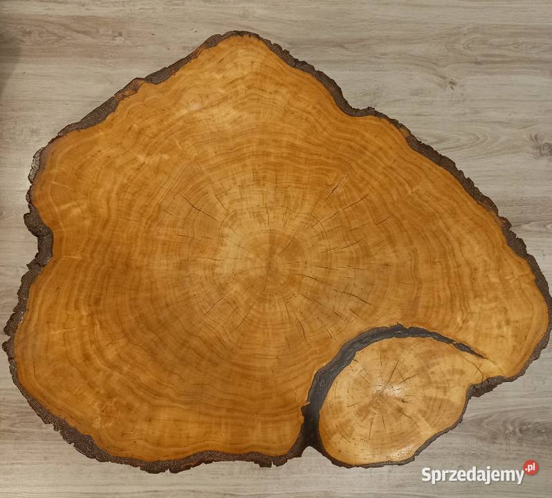 Stolik kawowy z plastra drewna z żywicą Starcza
