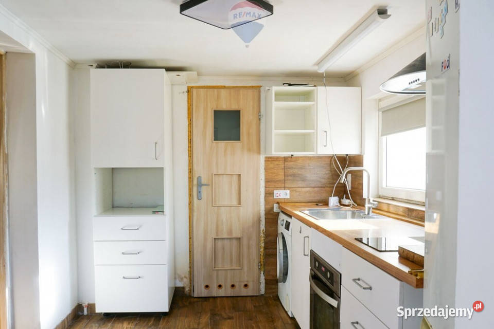 Siedlisko k Makowa Mazowieckiego 105.78m2 Tłucznice