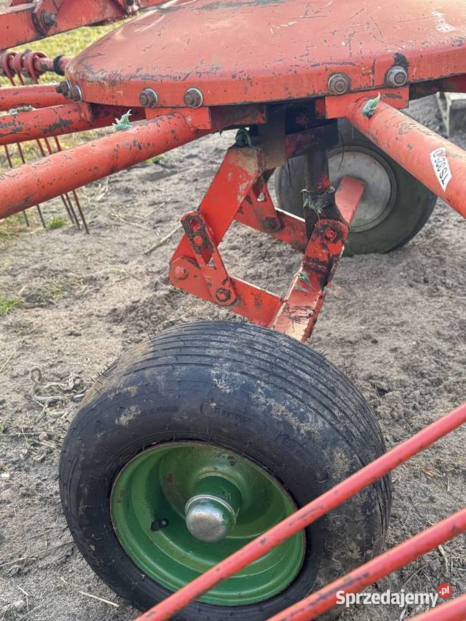 Zgrabiarka Fella 325 Rolnictwo Boguszki sprzedam