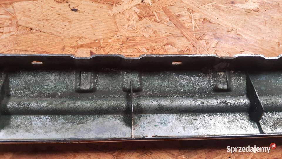 Listwa audi 200 20v avant tył 445 807 443 E osobowe Zderzaki Krasnobród sprzedam