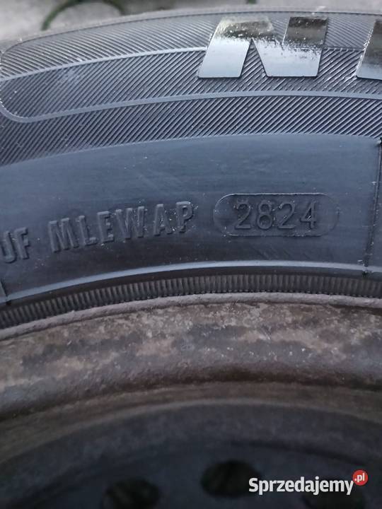 koła stalowe 16 z oponami zimowymi Samochodowe Koła śląskie Woźniki