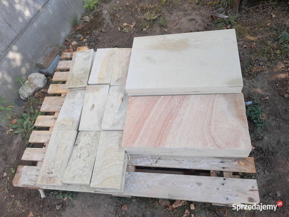 Kostka Piaskowiec Żółty łupana 10x10x4 Sieradz