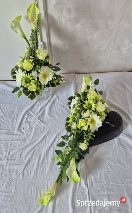 Dekoracja nagrobna w ozdobnym sercu z sentencją Pleszew