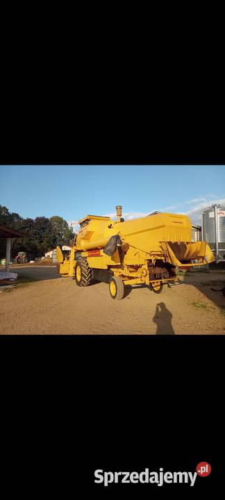 Kombajn zbożowy Holland 8040 Zbożowe Domuraty