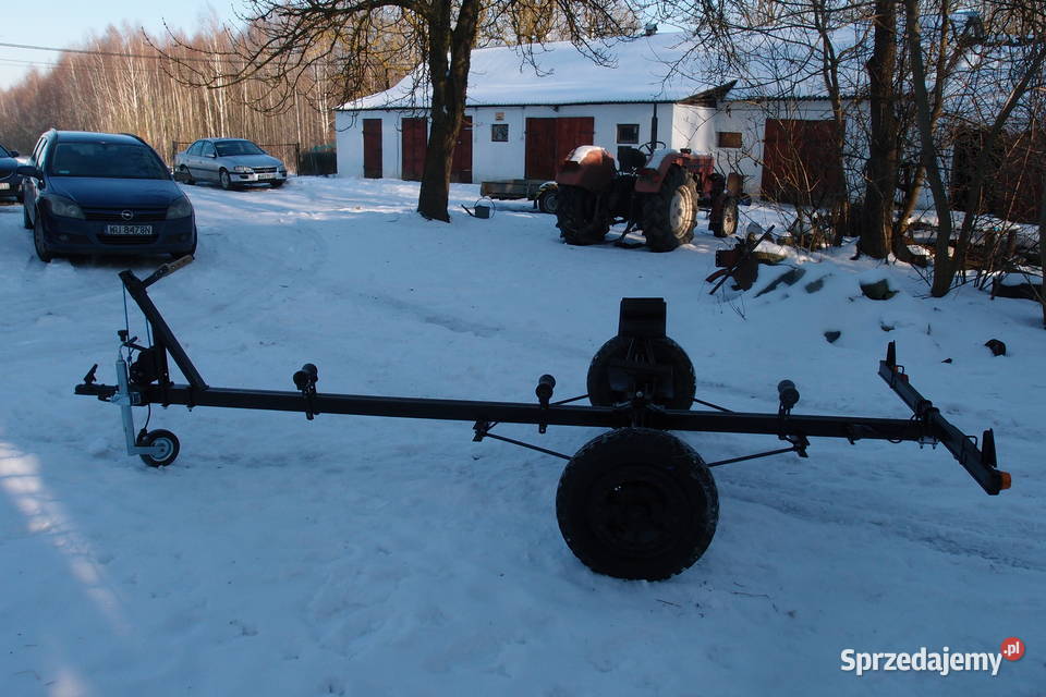Przyczepka podłodziowa Niewiadów stan Czarny Ług sprzedam