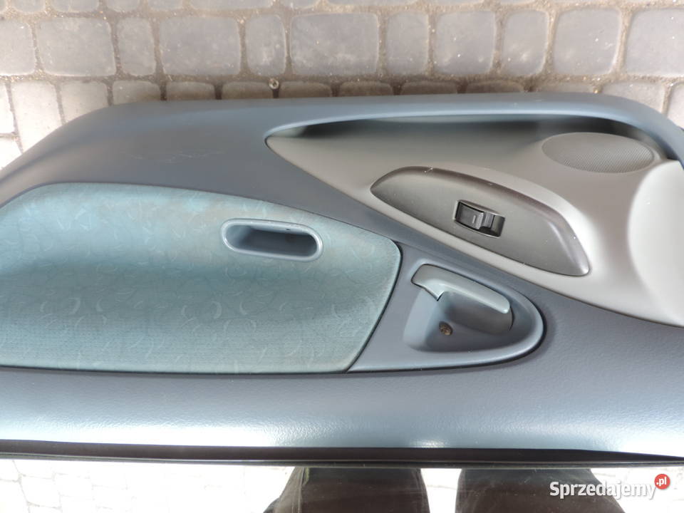 TOYOTA YARIS I HB FL 3D KOLOR 209 DRZWI PRAWY osobowe Nowy Sącz