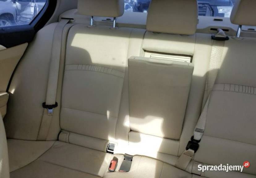 BMW SERIA 5 F10 528 2014 USA KANADA LICYTACJE gniazdo AUX Tarnowo Podgórne