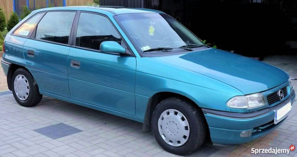 Opel Astra Hatchback 1995 ładna zadbana zachodniopomorskie Police
