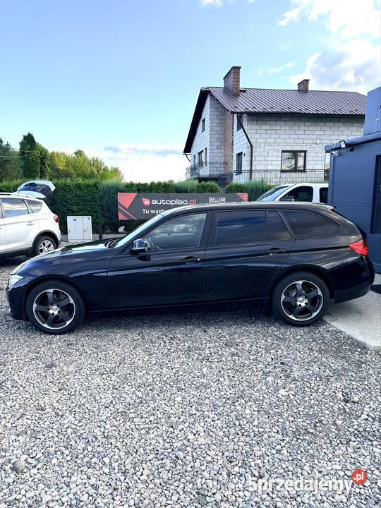 Bmw 330d Xdrive 2015r lakier metallic Tomaszów Lubelski