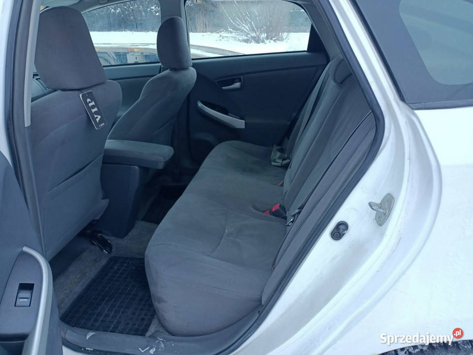 Toyota Prius Toyota Prius 18 Hybrid 10r Automat Hatchback Tarnów sprzedam