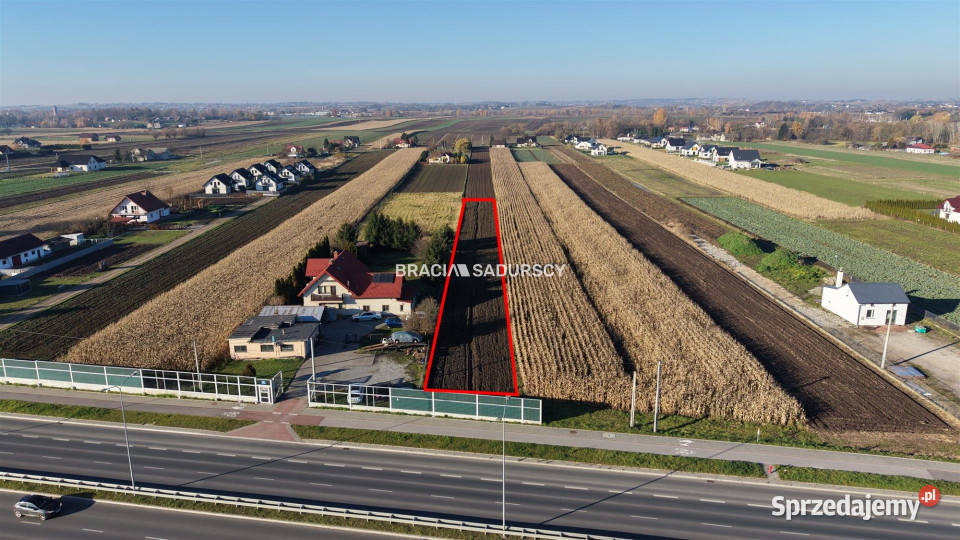 Ogłoszenie działka Kraków 2372m2 utwardzona sprzedam