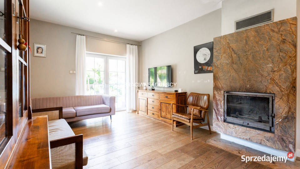 Dom wolnostojący 1812m2 Pielgrzymowice