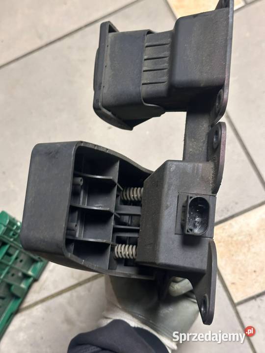 Pedał napędu i hamulca OBP00399 z BT RRE160E Układ elektryczny i zapłon śląskie