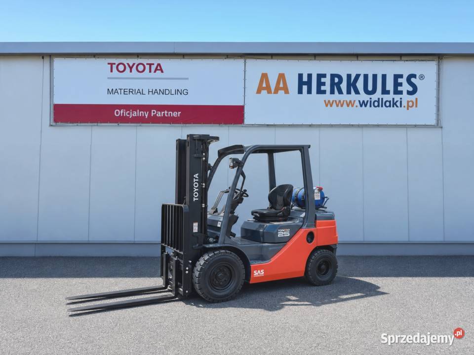 Spalinowy wózek widłowy LPG Toyota Tonero Katowice