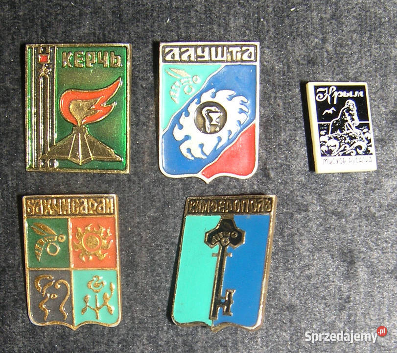 przypinki pinsy vintage miasta ZSRRDd Bartków