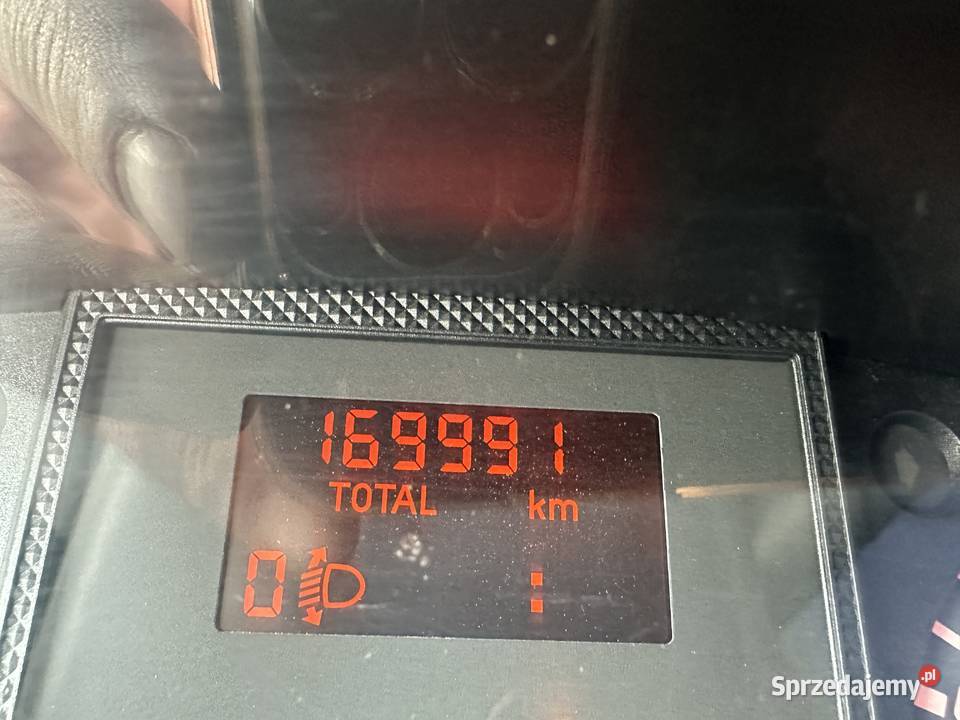 IVECO DAILY 35C12 KLIMA DOKA KIPPER WYWROTKA biały Piekarzew sprzedam