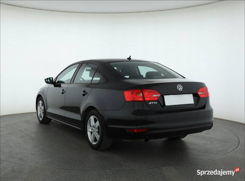 VW Jetta 12 TSI Rok produkcji 2013